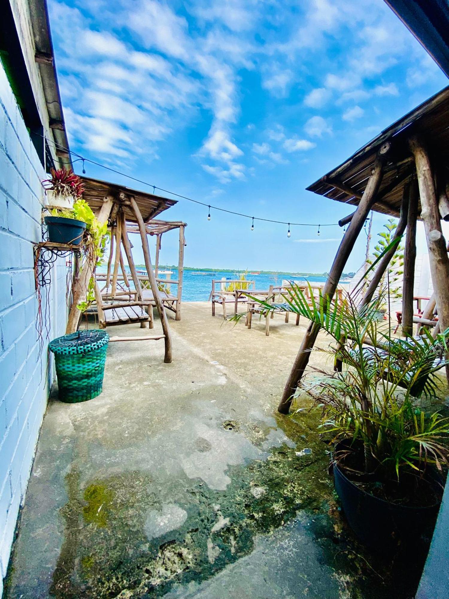 Js House View Vandrehjem Karimunjawa Eksteriør billede